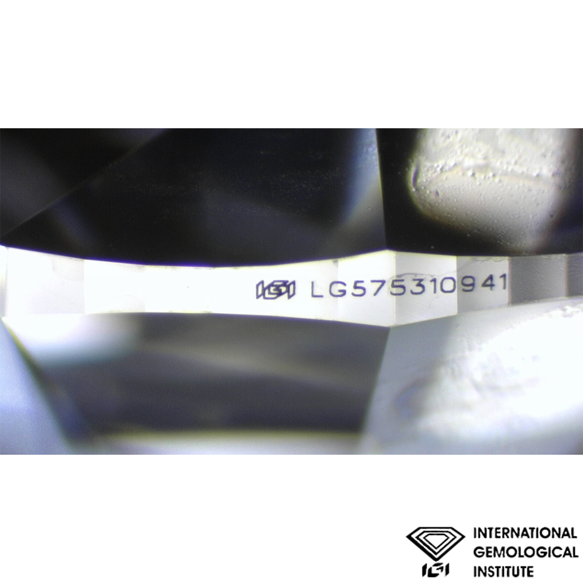 White Gold Round Brilliant Cut Lab Grown Diamond Ring 1.87ct G/VS1